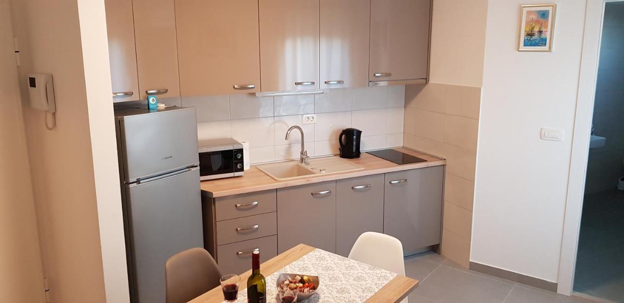 Salsa Split - Cozy Apartment Esterno foto